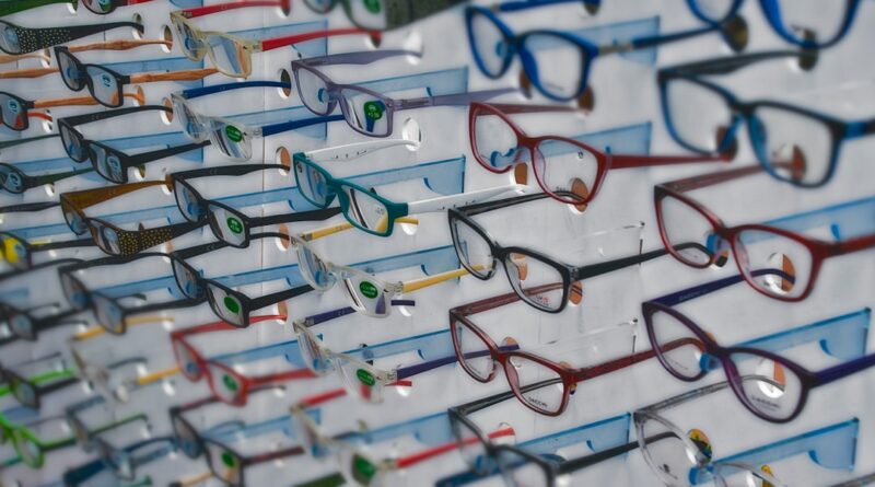 Gözlük Çerçeve Malzemeleri ve Optik Performans Rehberi