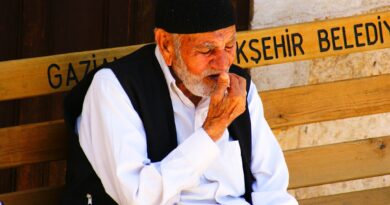 Gözlük malzeme seçimi: Uzun ömür ve maliyet etkileri