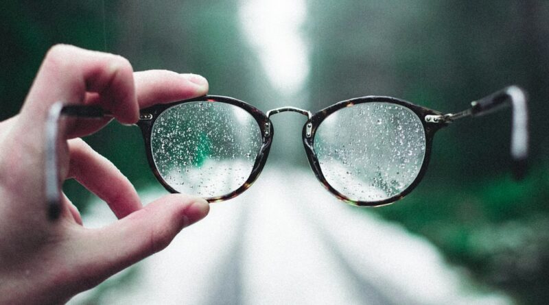 Gözlük Lens Kaplamaları ve Optik Kalite: Güncel Rehber